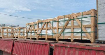 黄石 芝麻白花岗岩地铺石出口专车-泰国游