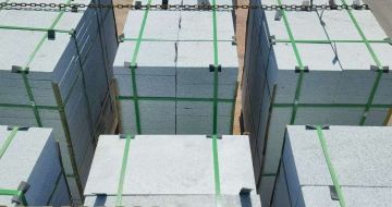 黄石 芝麻白花岗岩5公分地铺石 花岗岩厂家工厂装车日常