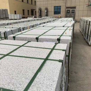 黄石 白麻花岗岩5.0公分荔枝面地铺石