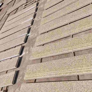 黄石 黄金麻花岗岩光面楼梯踏步