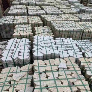 黄石 黄金麻白麻花岗岩荔枝面地铺石(冰裂纹)