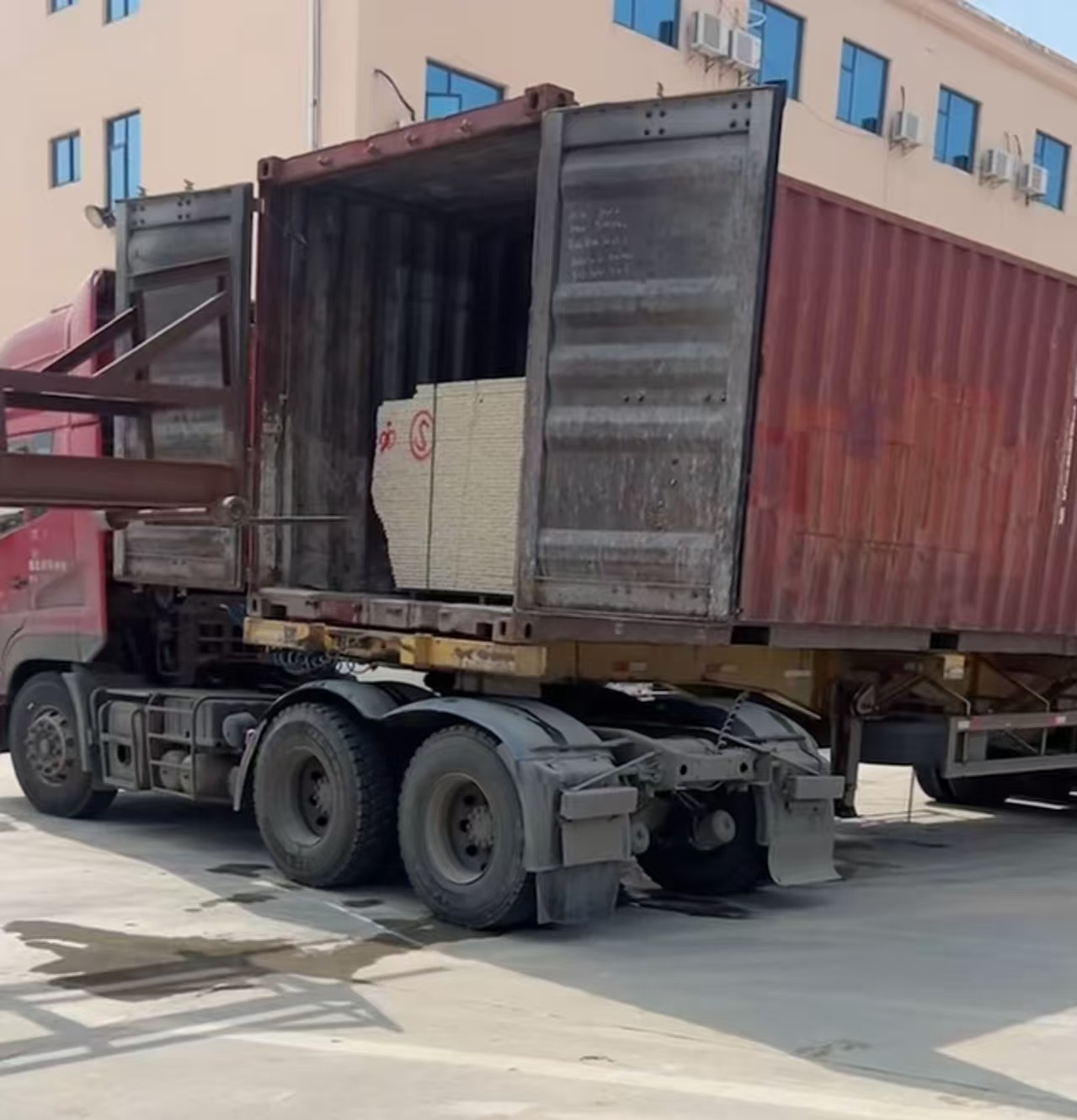 黄石 黄金麻荔枝面毛板