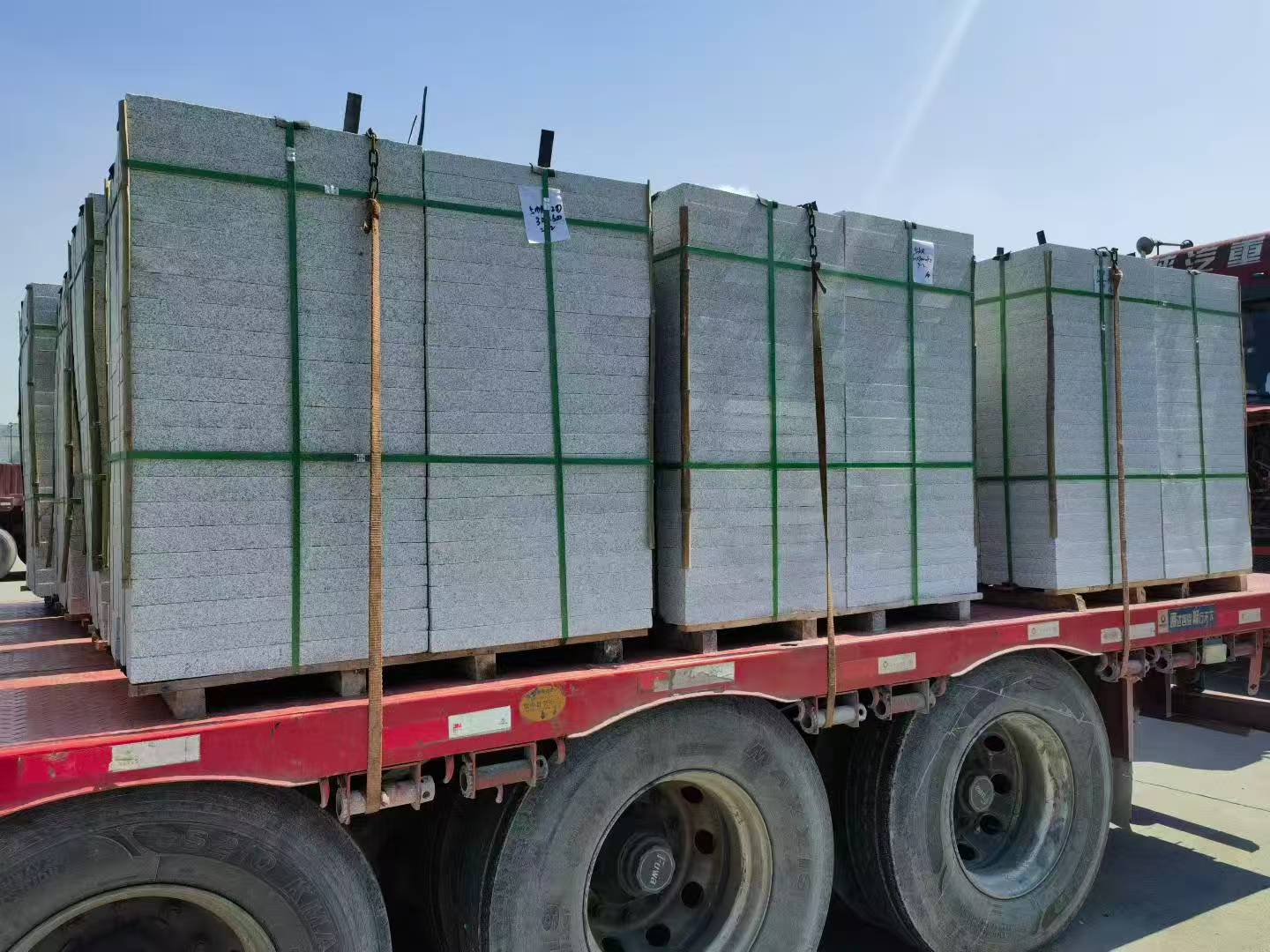 黄石芝麻白花岗岩出货日常地铺石