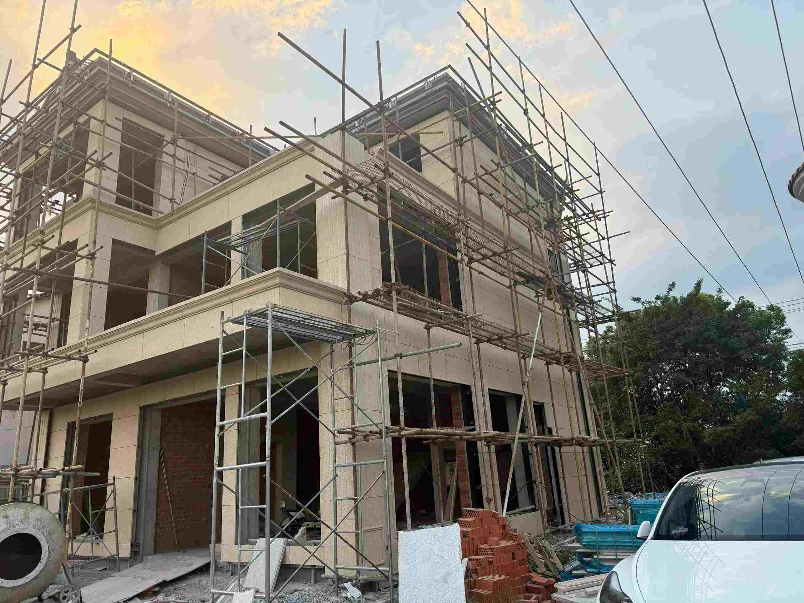 黄石 黄金麻荔枝面花岗岩外墙干挂