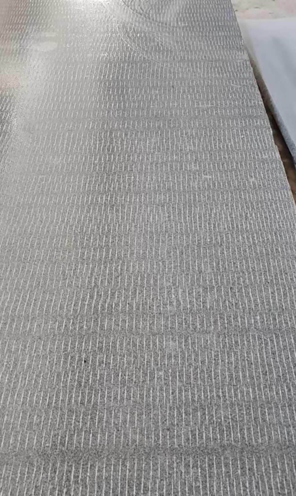 黄石 芝麻灰花岗岩斧剁面，刀斩面