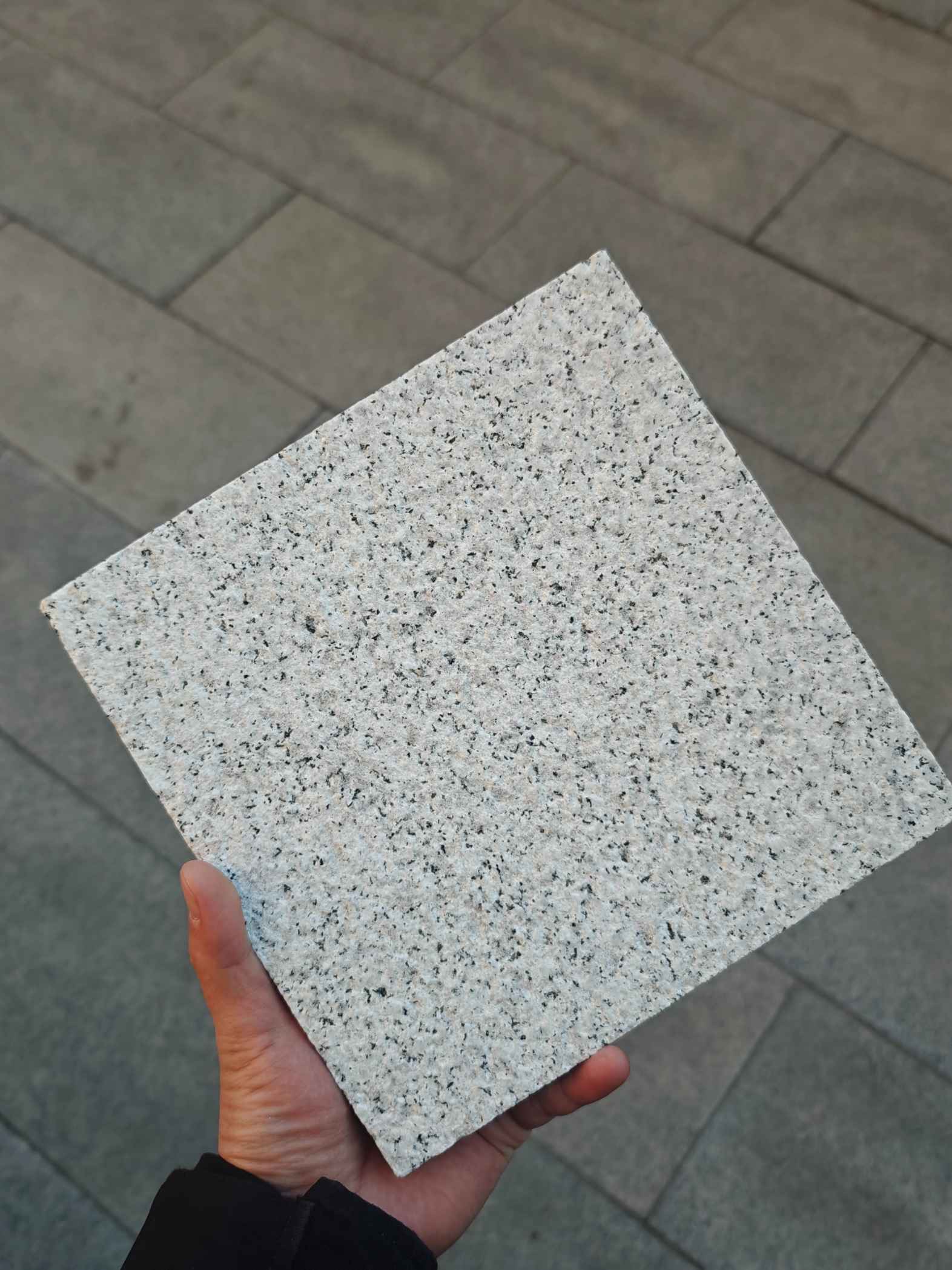 黄石 白麻荔枝面花岗岩石材