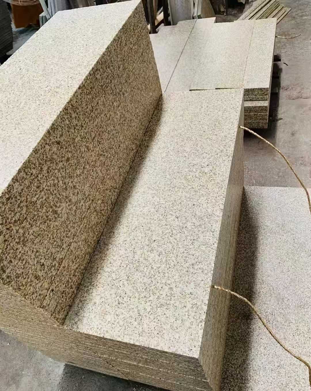 黄石 黄金麻荔枝面外墙干挂成品