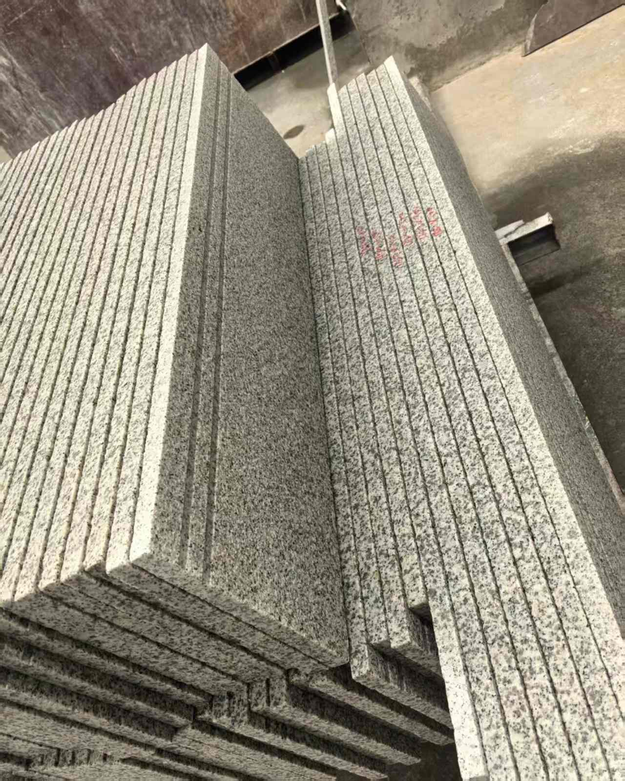 黄石 白麻荔枝面花岗岩楼梯踏步