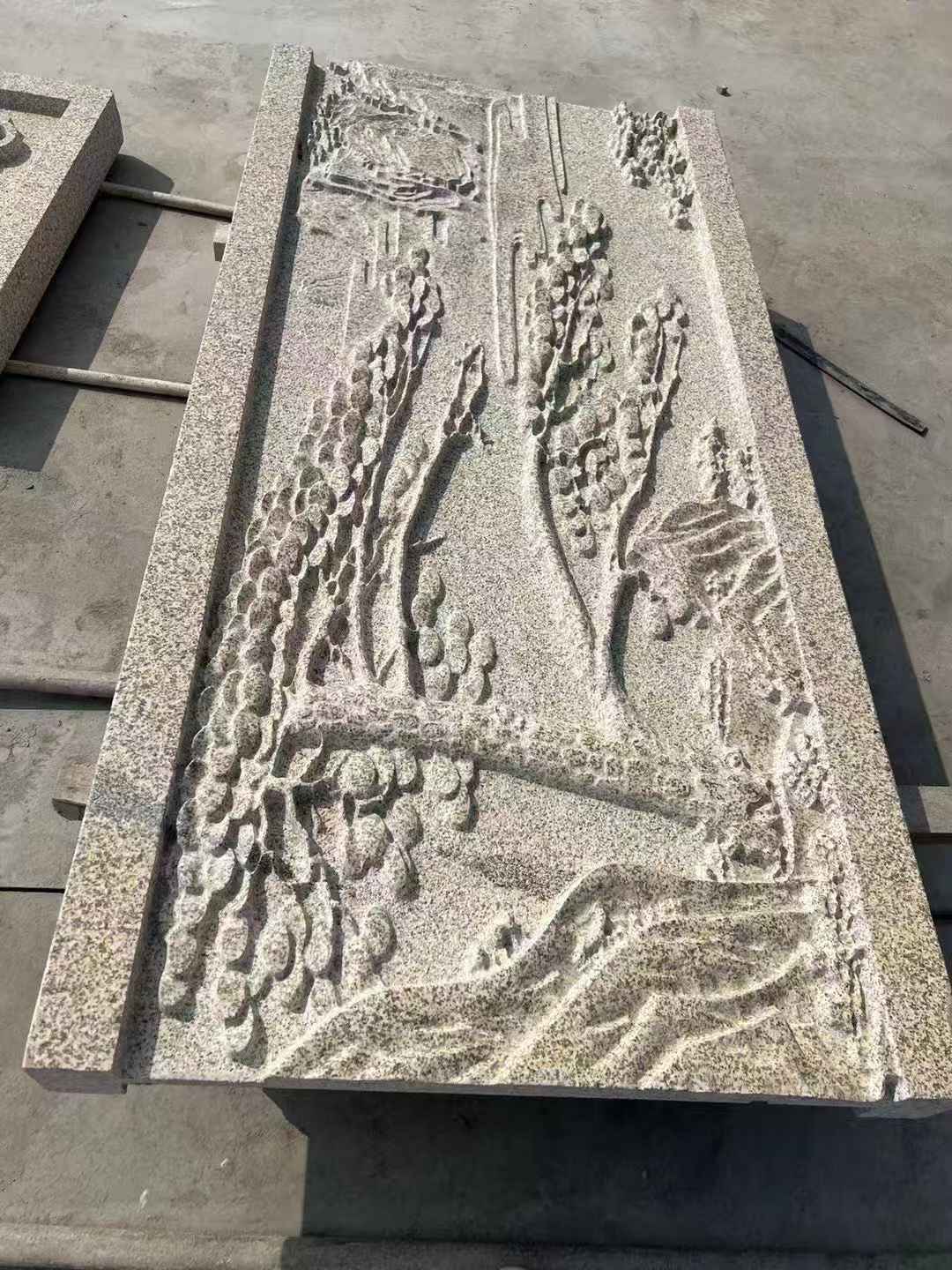 黄石 黄金麻雕刻板浮雕迎客松