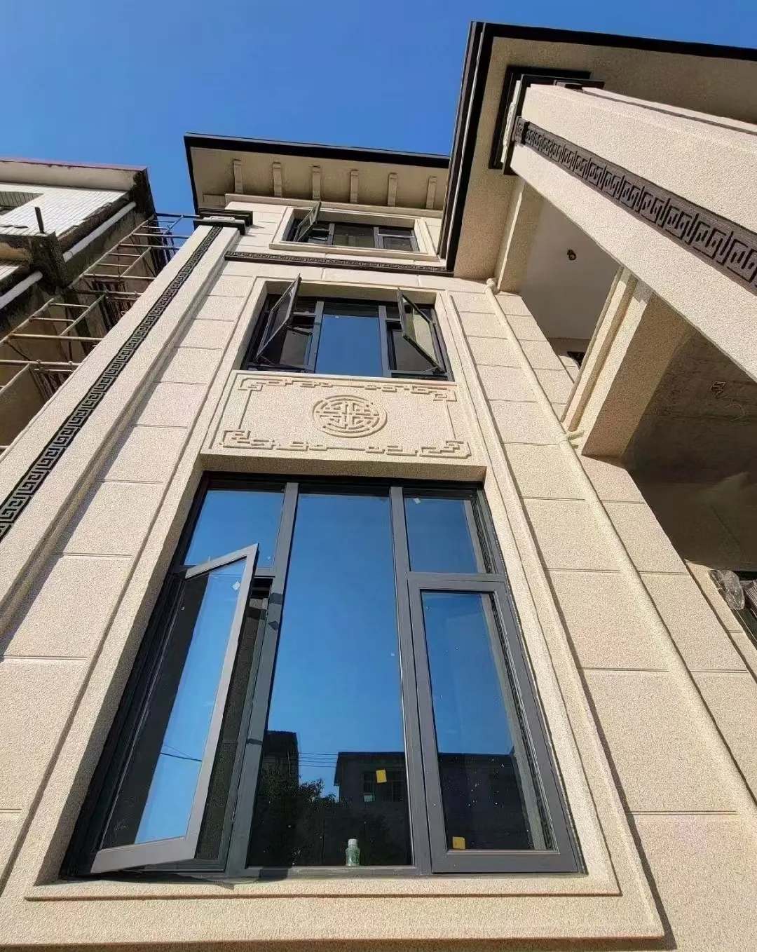 黄石 黄金麻荔枝面别墅外墙干挂效果展示