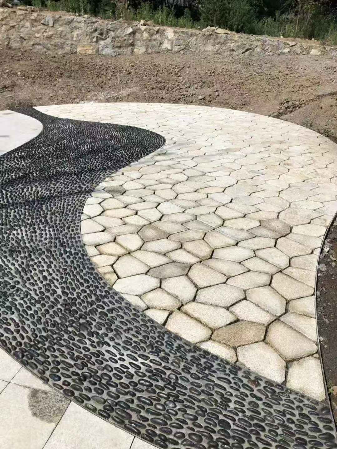 黄石 黄金麻冰裂纹地铺石工地铺装案例