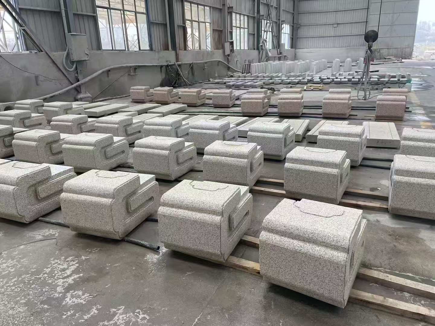 黄石 白麻花岗岩异形加工-石凳，坐凳