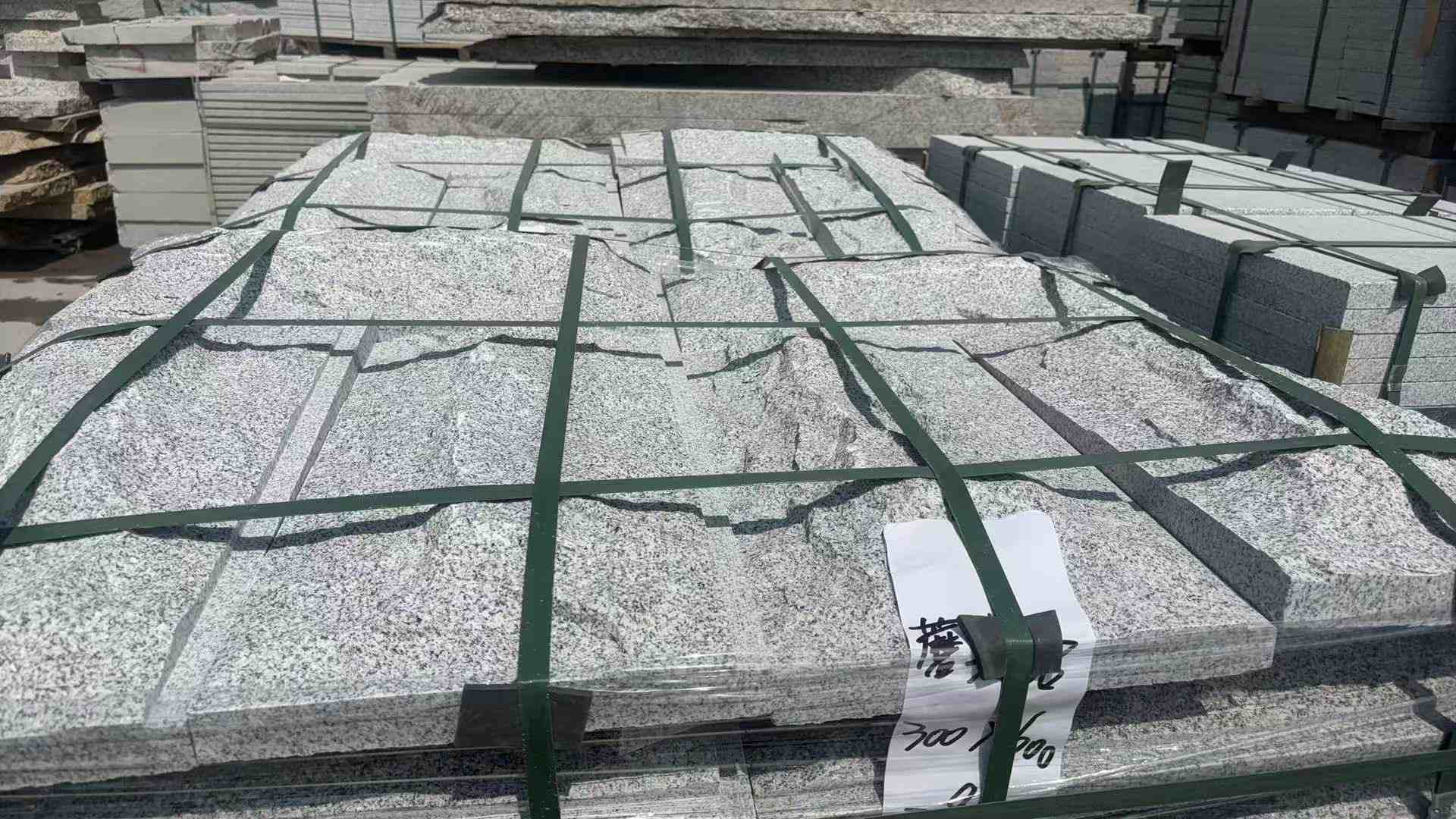 黄石 芝麻白蘑菇石成品